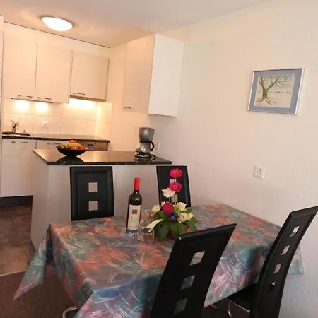 Azur Appartement-fewo 2-bettwohnung Nr- 3 By Interhome Saas-Fee